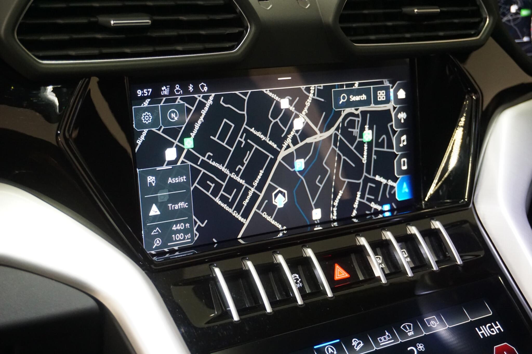 Lamborghini Urus 4.0 V8 BiTurbo SUV 5dr Petrol Auto 4WD Euro 6 (650 ps)